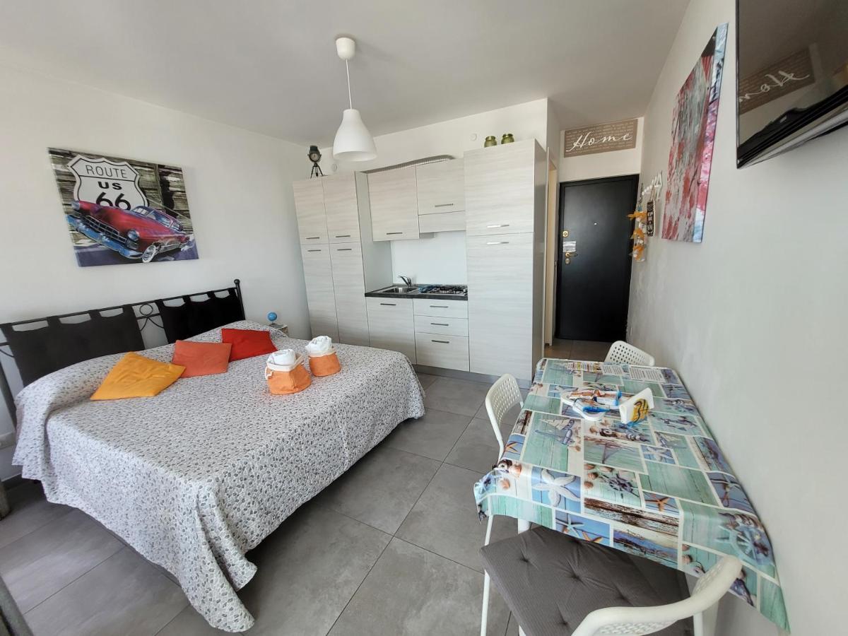Rosato 2 Sea View Apartment Lignano Sabbiadoro Ngoại thất bức ảnh