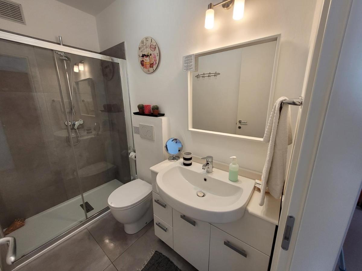 Rosato 2 Sea View Apartment Lignano Sabbiadoro Ngoại thất bức ảnh